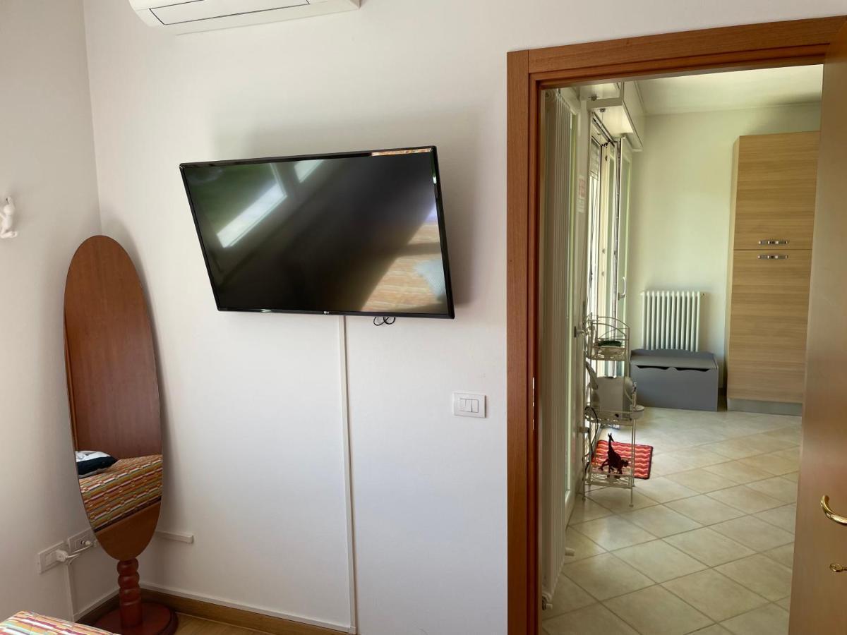 Appartamento Nichi House Senigallia Esterno foto